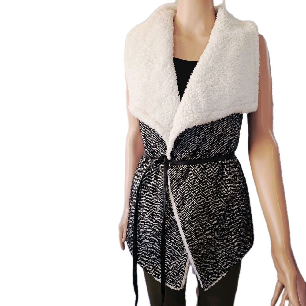Love Tree Women's Vest Size Small